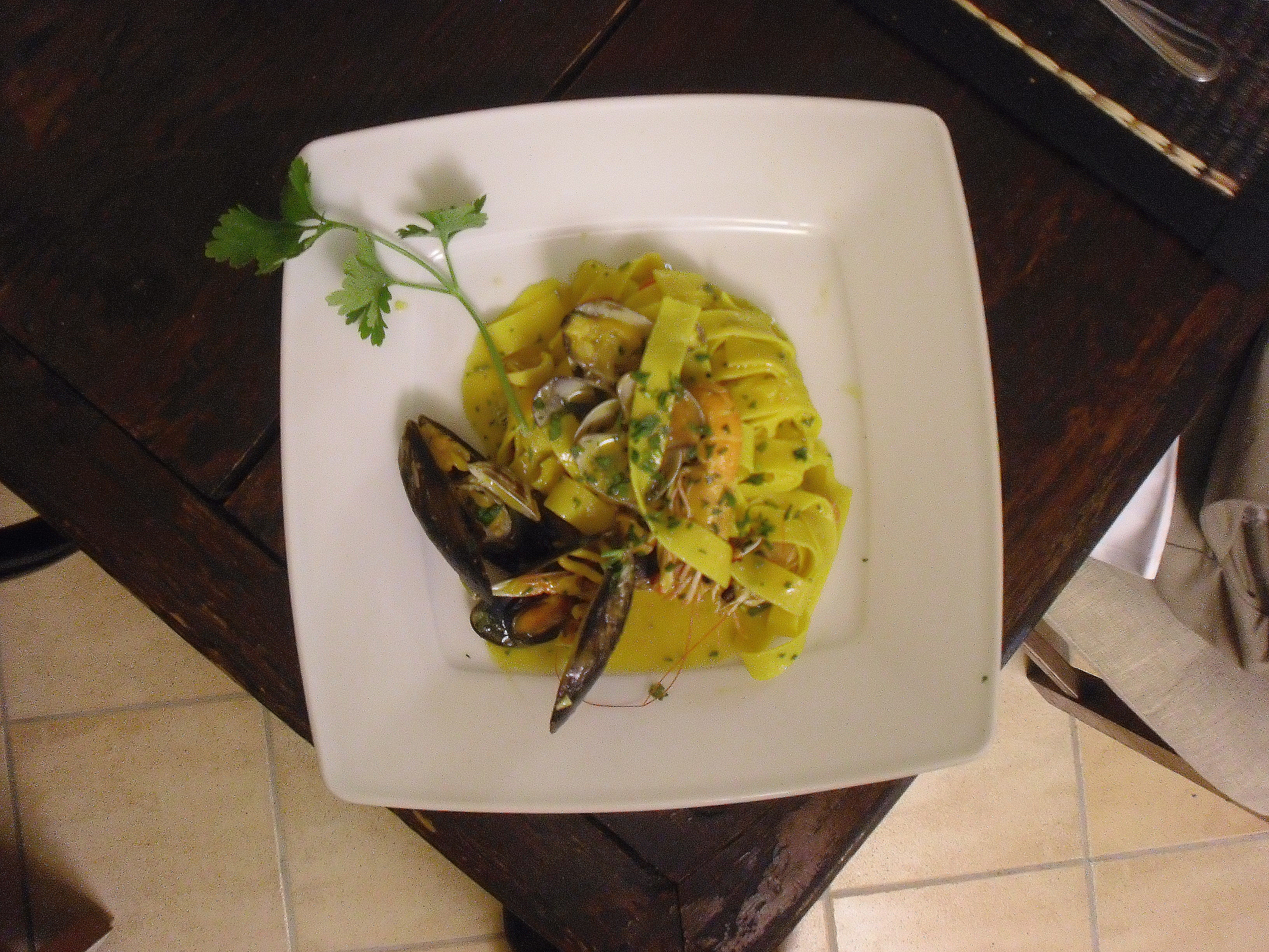 fettuccine ai frutti di mare e zafferano 2