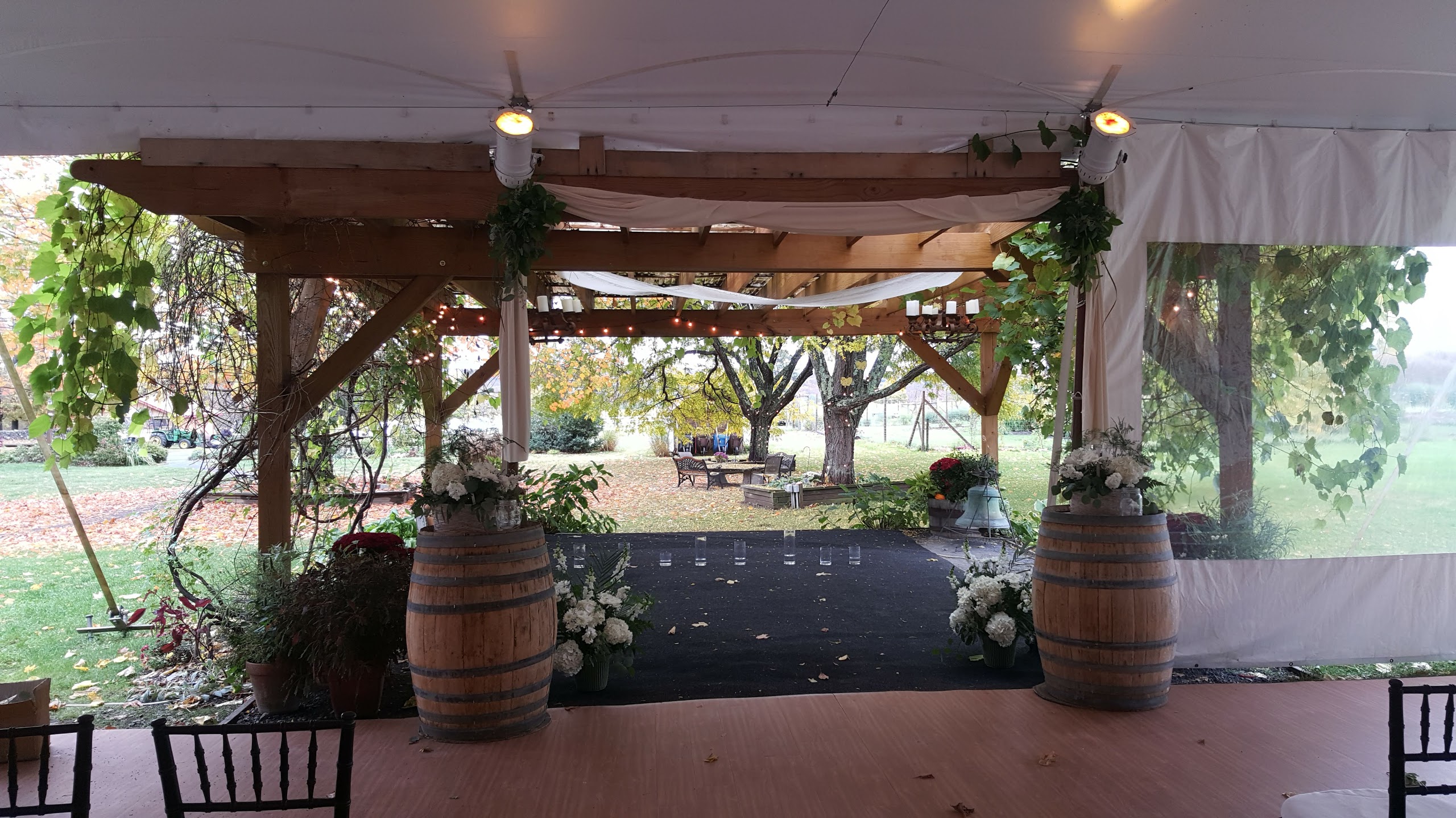 Pergola Decor