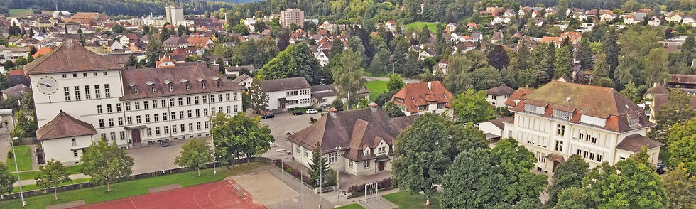 SCHULZENTRUM-KREUZFELD__DJI_0220_bearbeitet.jpg