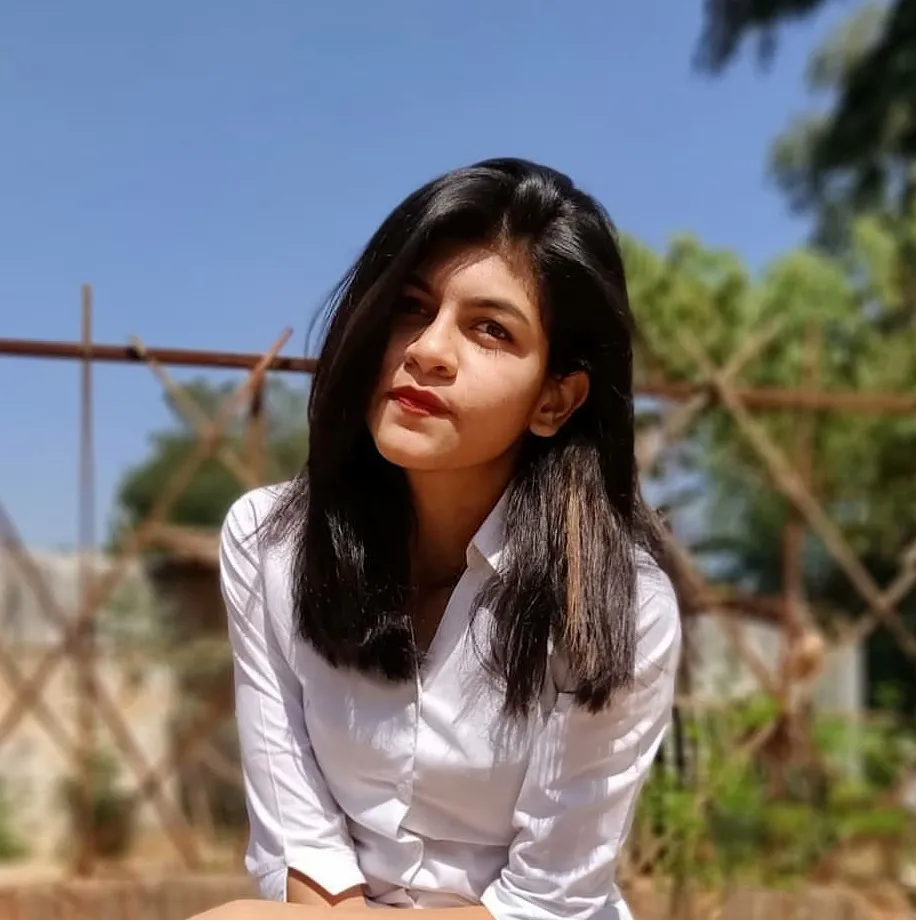 avaanti resume photo  - avanti deshpande.webp