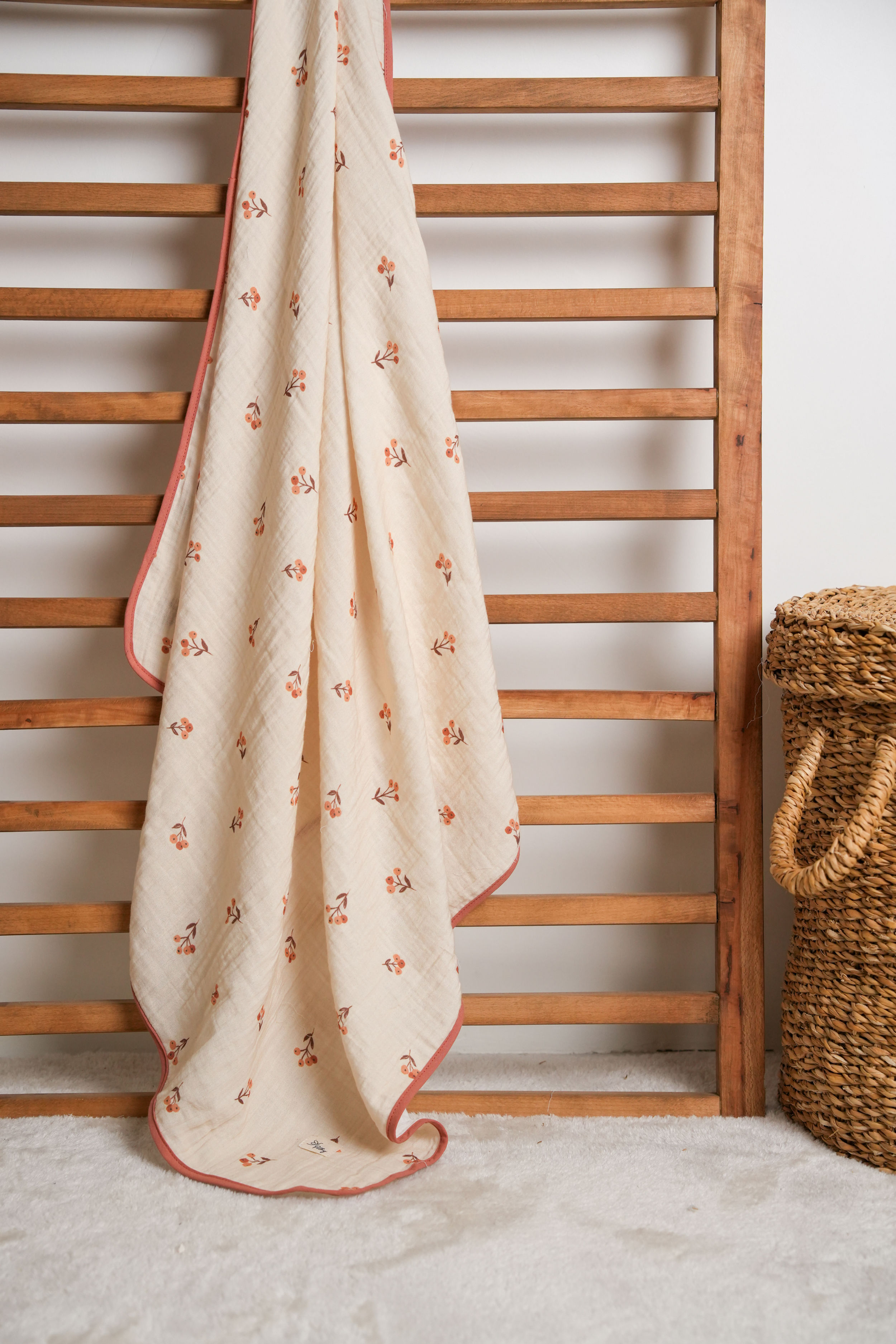 Müslin Örtü - Winter Berries