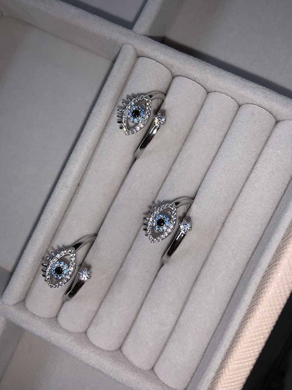 Thumbnail: Adjustable Majestic Eye Ring 