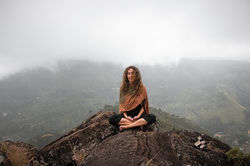 meditate-g800304ff7_640