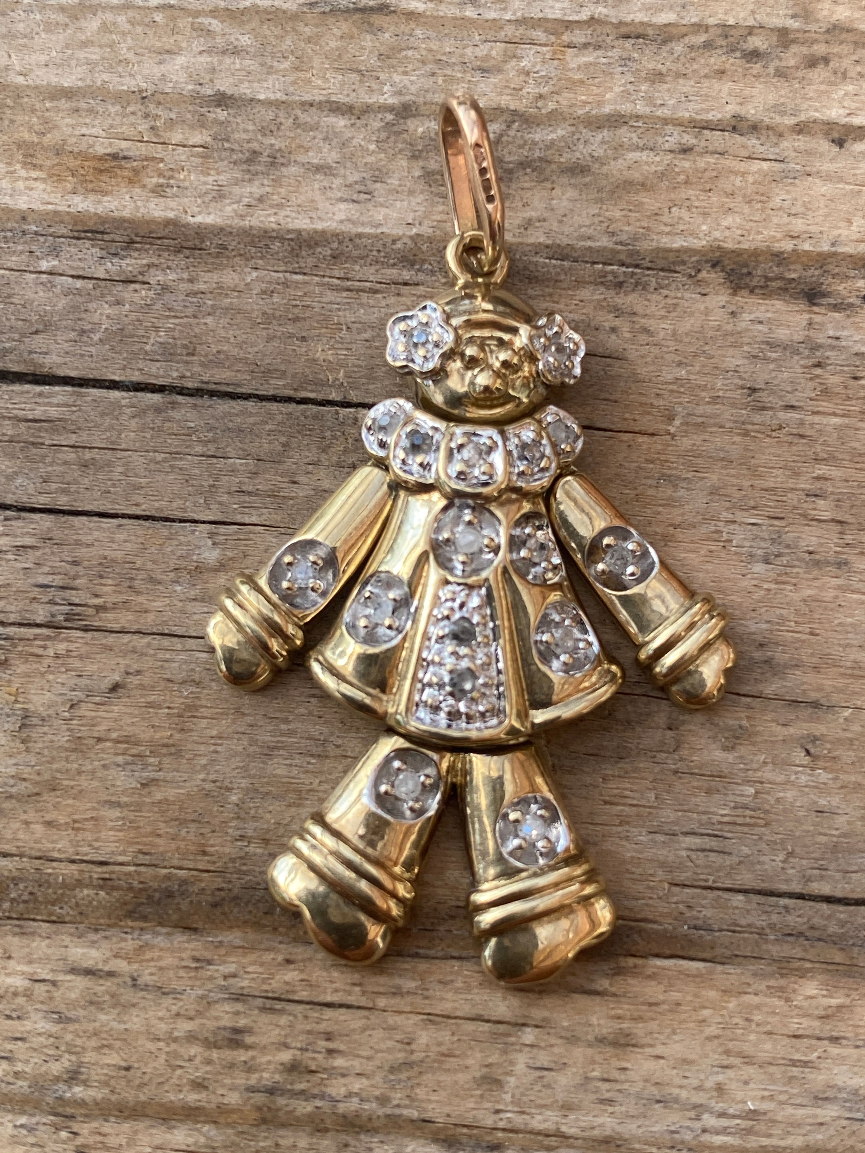 9ct Hallmarked Gold with Stones