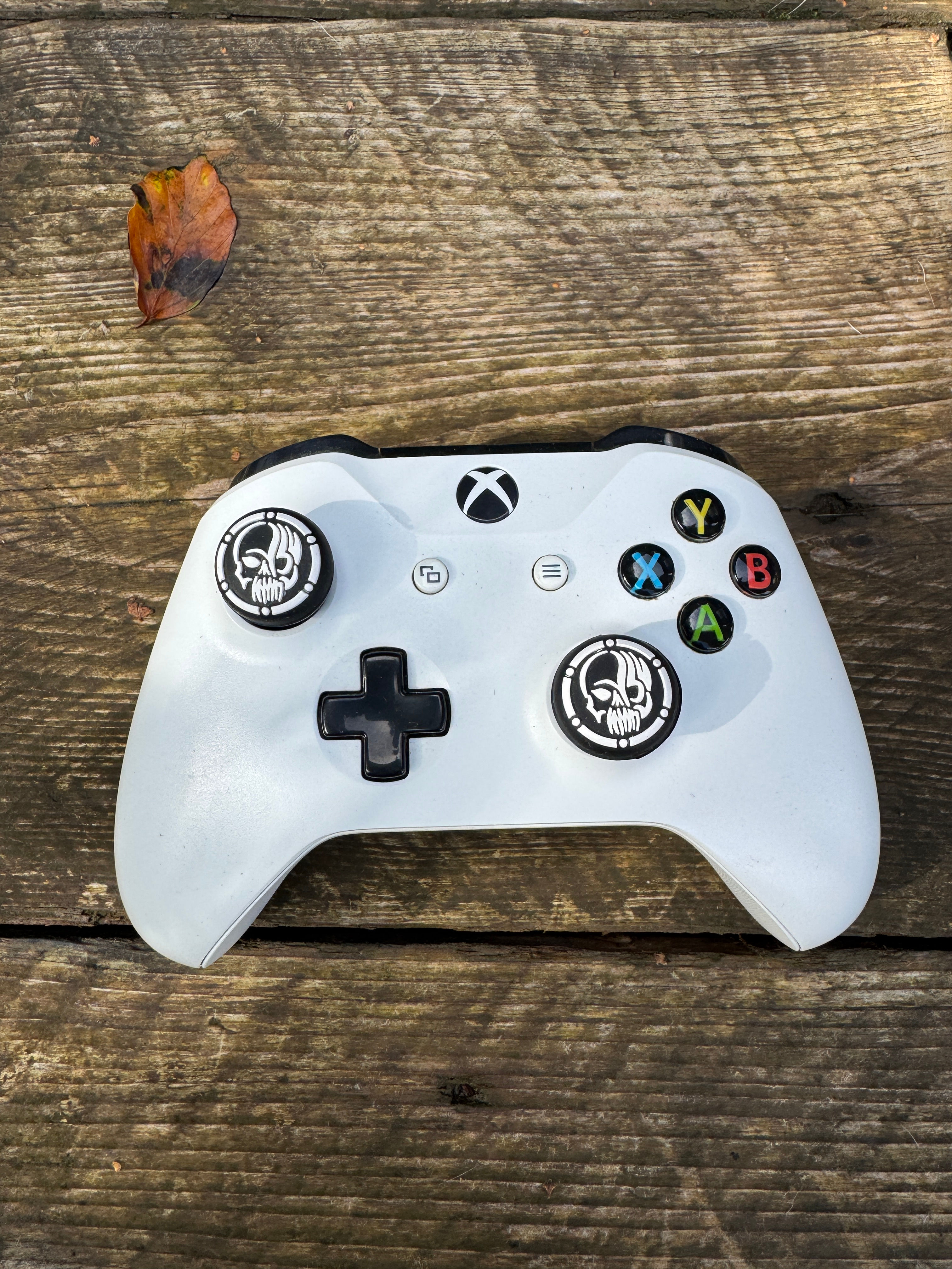 Xbox One Wireless Controller (2016)