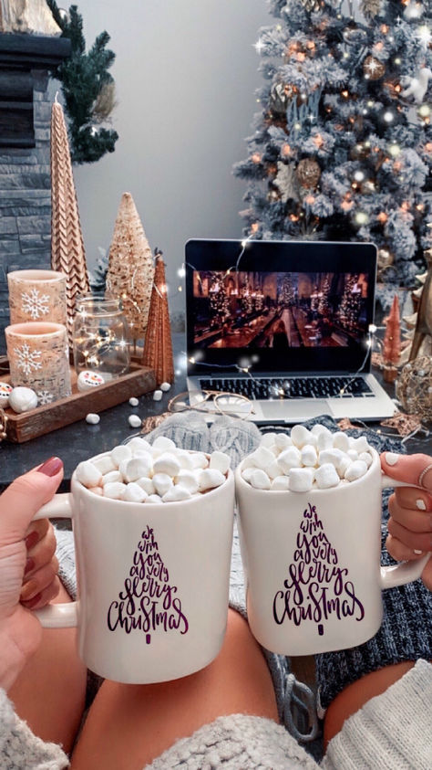 Instagram Round-up Holiday Decor
