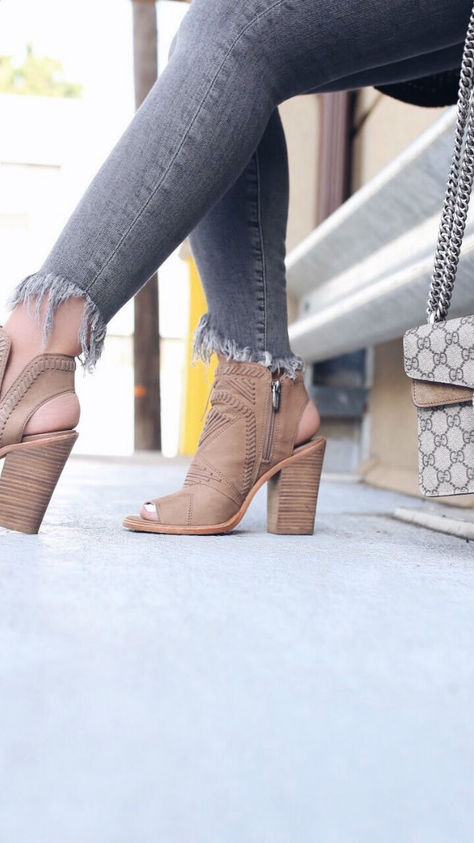 Detailing. Falls Biggest Trend