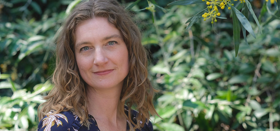 Headshot of Therapist Kati Phillips at Griffith Park