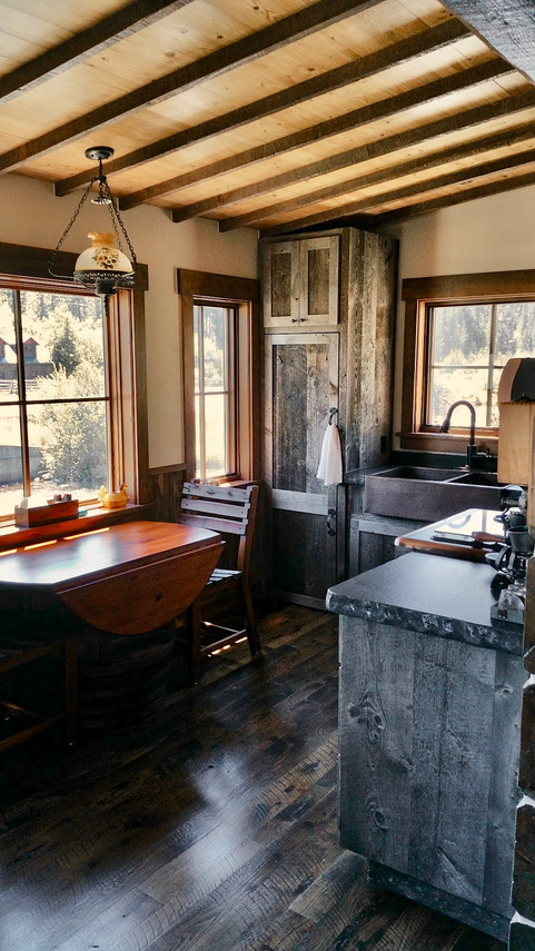 Stillwater Design Group, Warm River Cabin Dinning