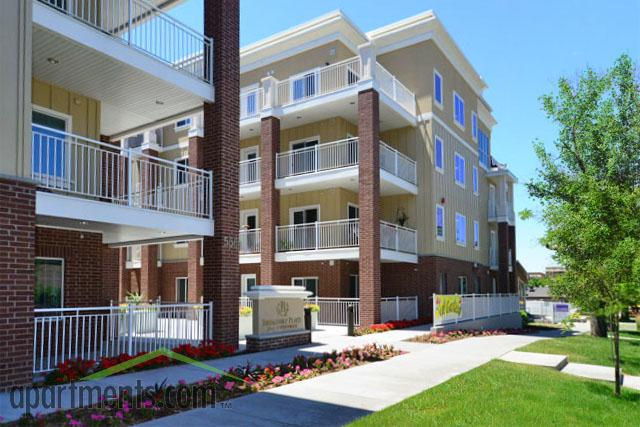 BROADWAY SENIOR APARTMENTS