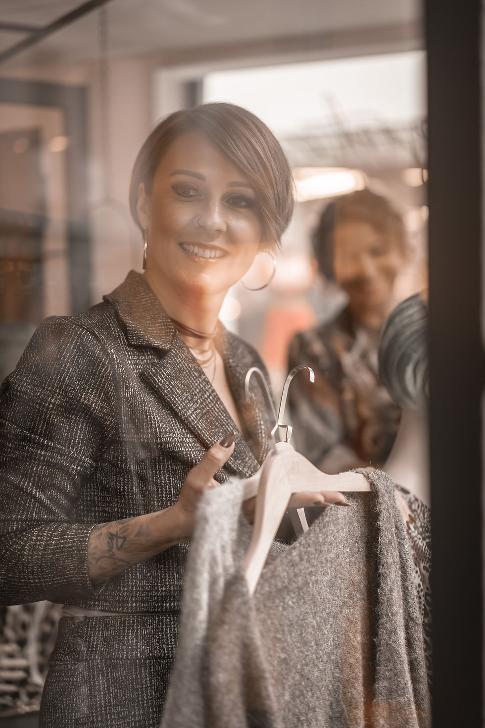 evelyn pötz im store mit michaela