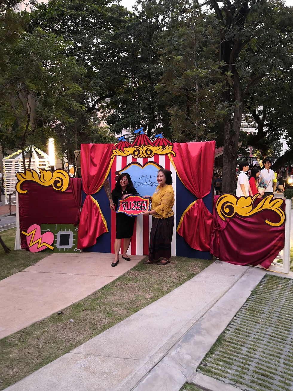 Graduated Congratulation Booth