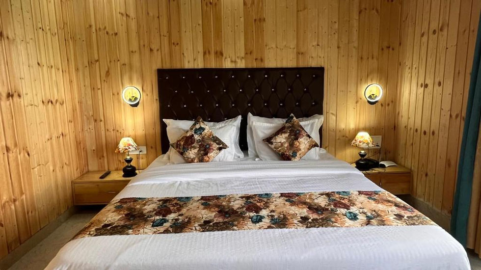 Mountain View - Double Bed - Couple Room with Bathtub.