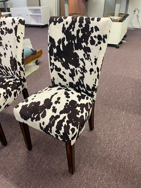 Thumbnail: Velvet Brown Cow Print Guest Chair