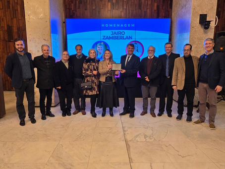 Liderança empresarial de Jairo Zamberlan é reconhecida pela deputada Patrícia Alba na Assembleia Legislativa gaúcha