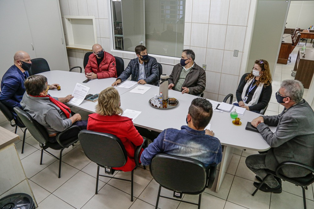 A intenção da visita aos legisladores nova-petropolitanos foi promover ideias de ações regionais em benefício às comunidades de Gramado e de Nova Petrópolis.