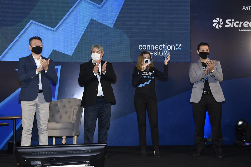 Autoridades fizeram a abertura oficial do evento que acontece no Hotel Master Gramado