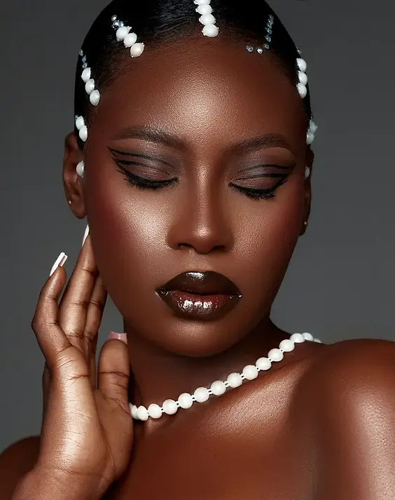 2a8eb0_5f2e42bc4aaa442b8bdea5615ac1d9f2~mv2 (1).webp