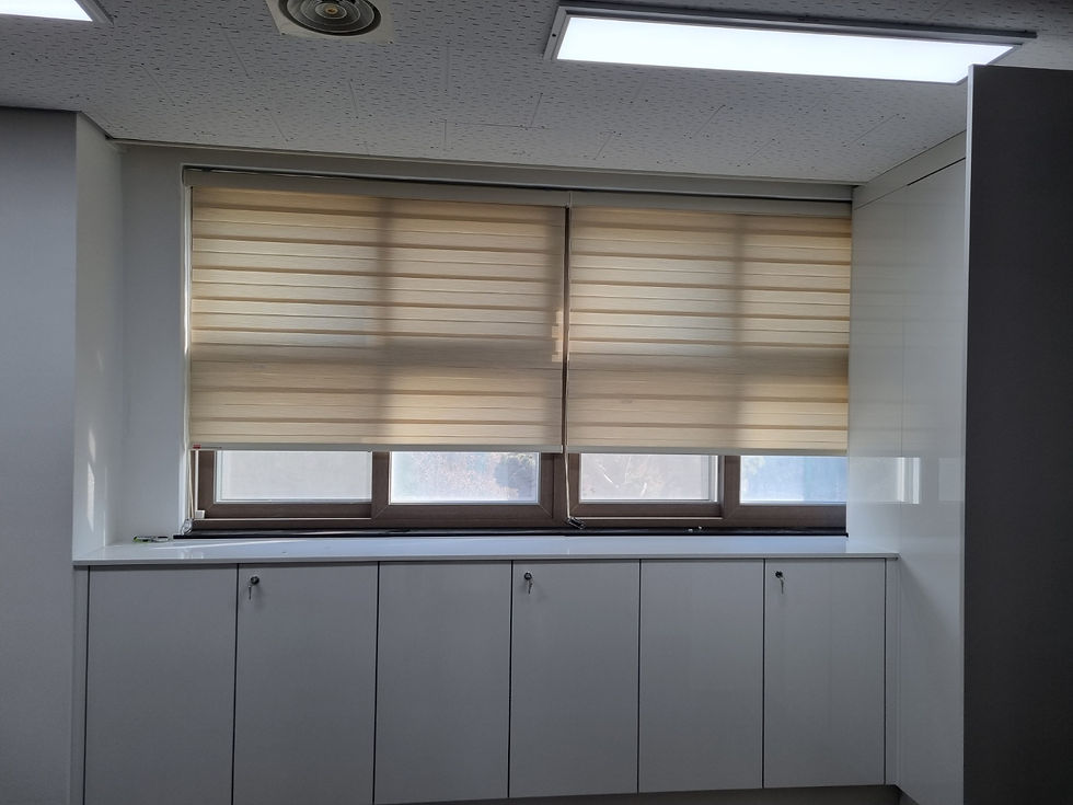 하늘빛중학교 특수학급실 블라인드