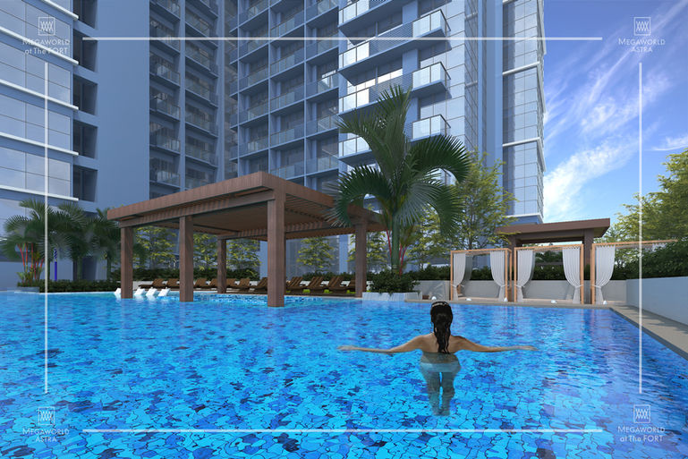 Pool of Uptown Modern
