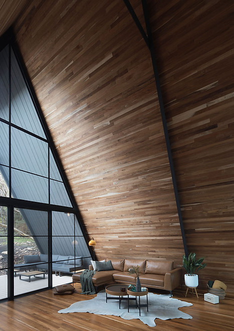 Contemporary loungs at little woody accommodation