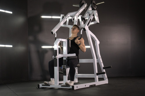 Iso-Lateral Front Lat Pulldown War Strength