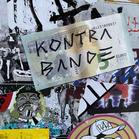 5 Euro Schein mit der Beschriftung: "Kontrabande".