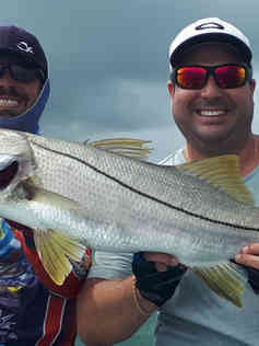 guia-de-pesca-maicon-06jpeg