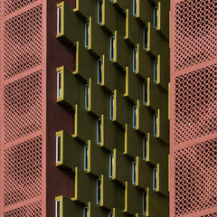 07 - staggered window.jpg
