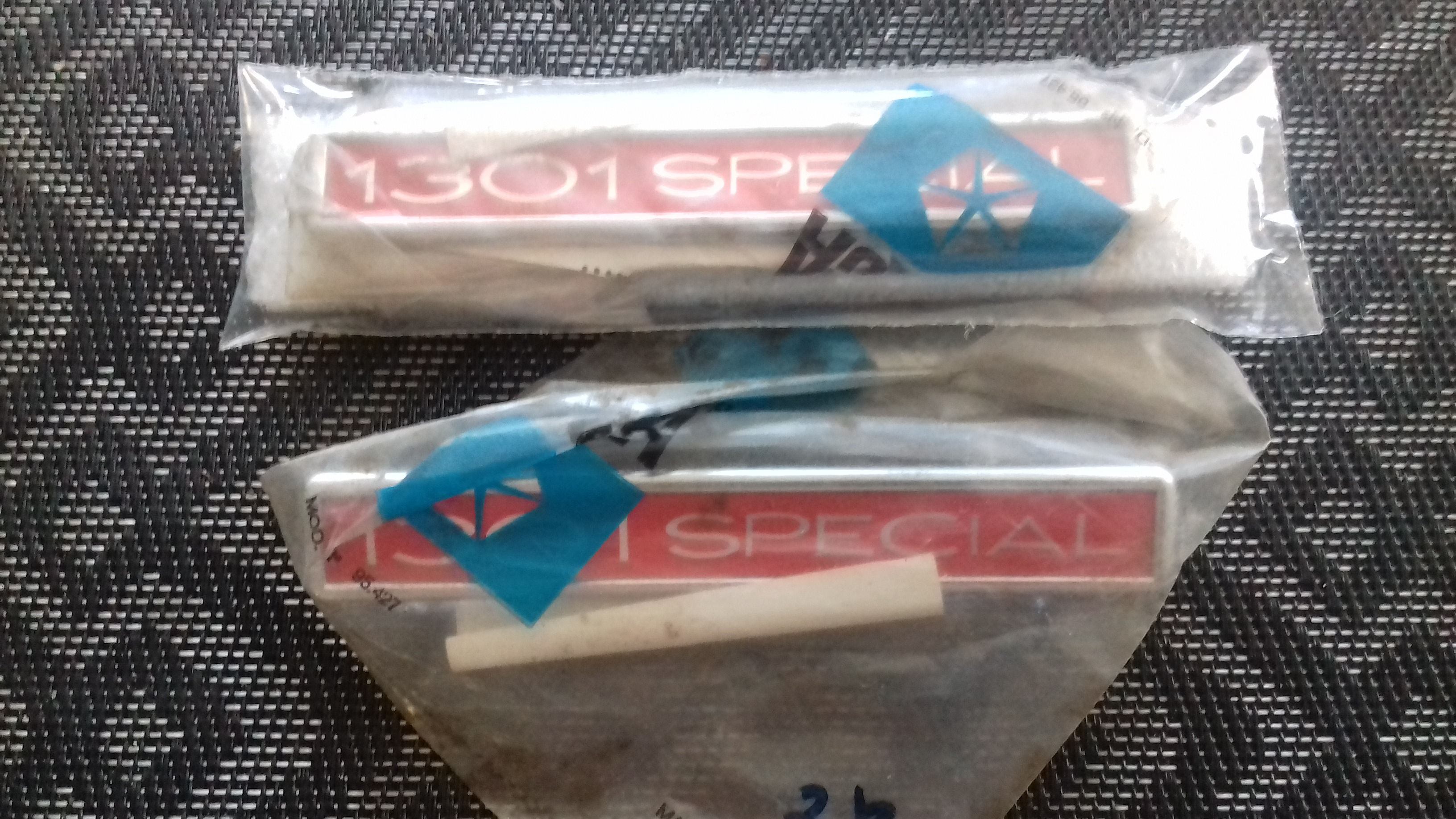 Monogrammes neufs SIMCA 1301 SPECIAL .