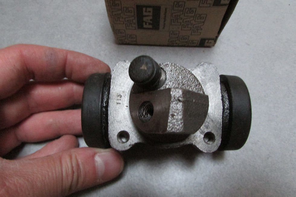 Miniature : Cylindre de frein avant droit neuf renault estafette R 2137