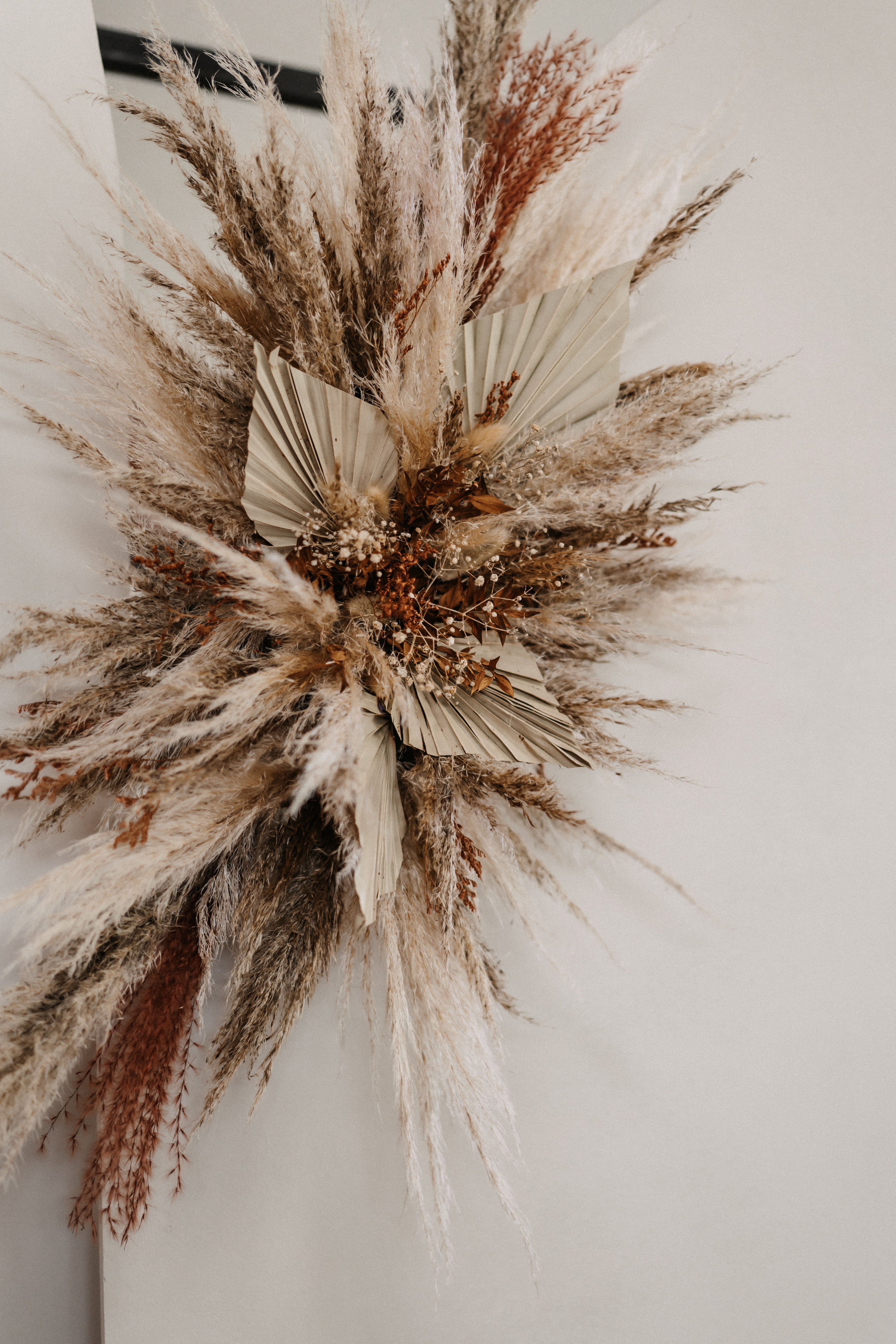 Boho-Flowercrown aus Pampasgras & Palmenblättern