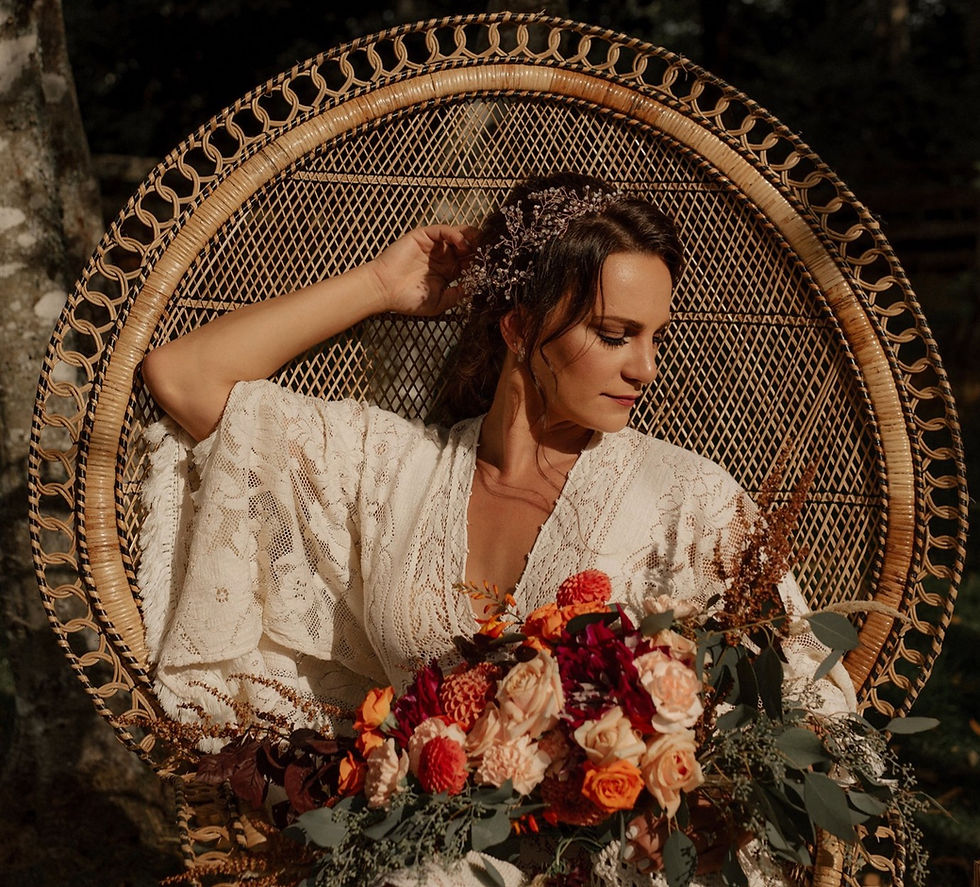 Fall Wedding Inspiration • And I can’t help falling in love... 