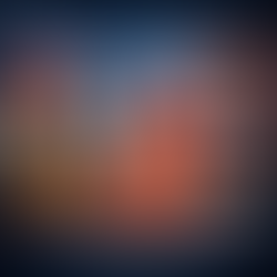 Illustration représentant une faille de sécurité des données : un cadenas brisé laissant échapper des données numériques, entouré de symboles d’alerte, d’un ordinateur et d’éléments financiers, sur fond de références européennes et de silhouettes humaines.