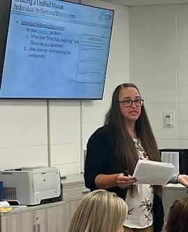 Hope Gallamore - Presenting