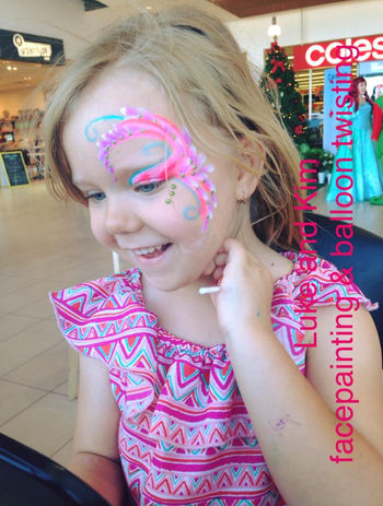 Luke and Kim facepainting and Balloon twisting for events and celebrations in Gladstone, Bundaberg, Rockhampton