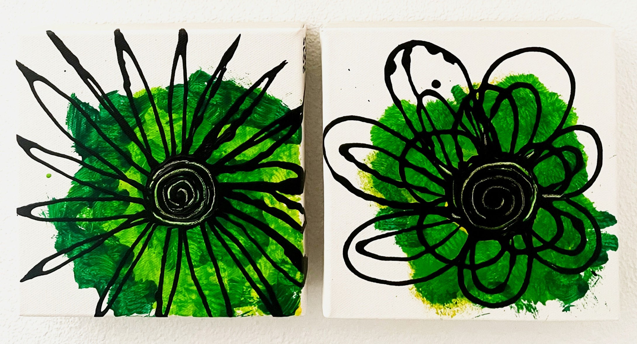 Flower Power 'Green' - 2 pieces