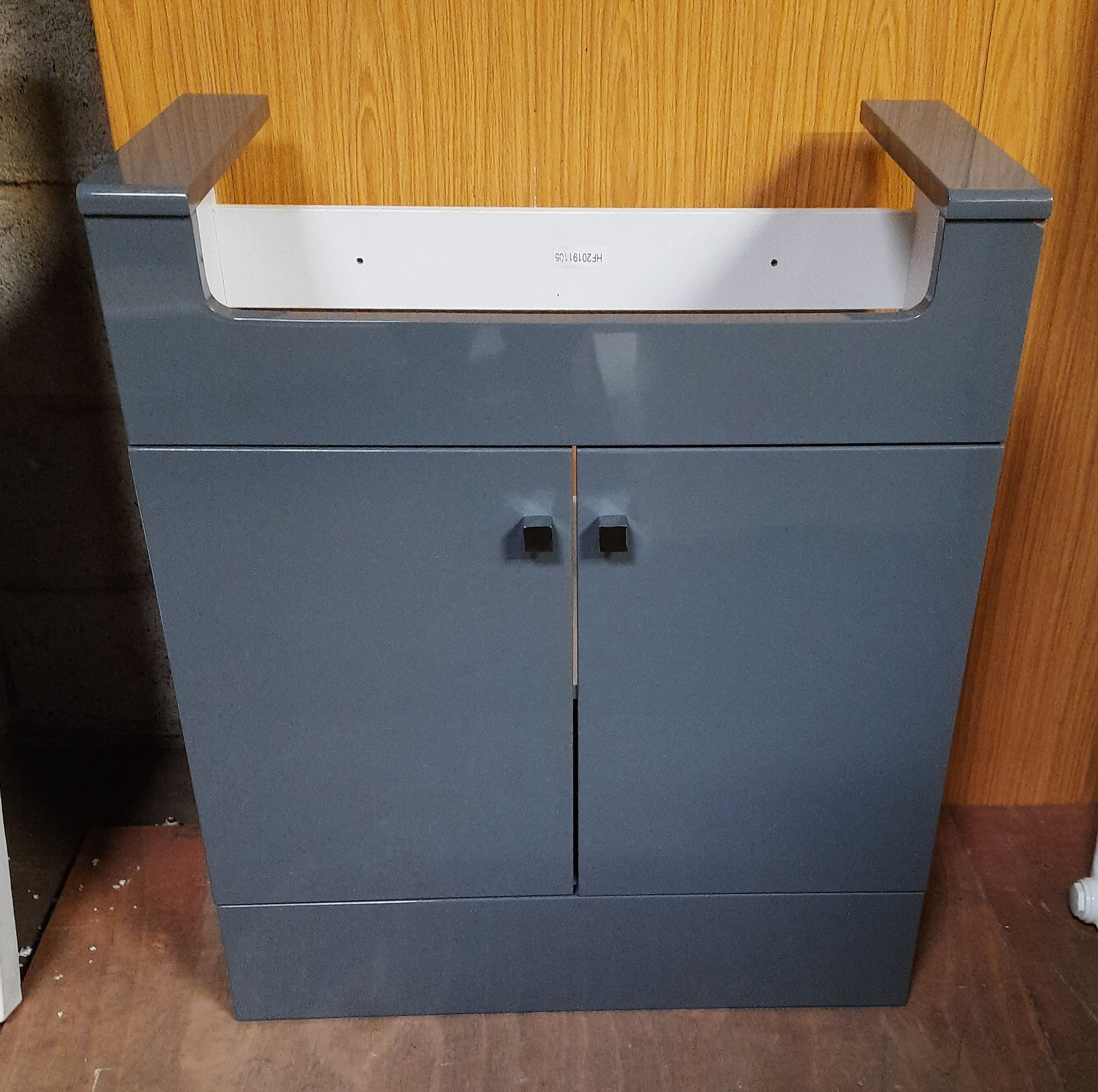 Gloss Grey 2 Door Vanity Unit With Recess For 520mm Sink