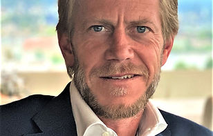 Daniel Oeschger_edited.jpg