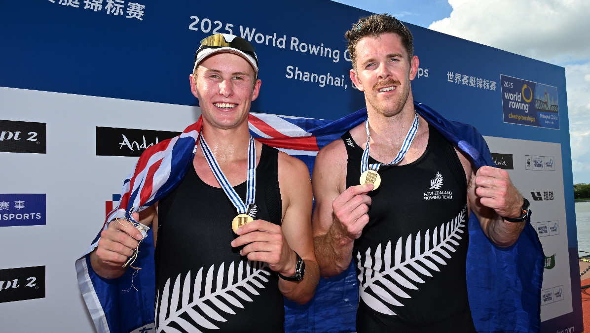 Rowing gold for men's pair of Taylor, Welch