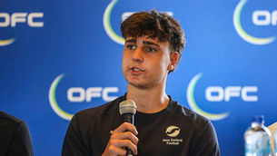 Wellington Phoenix sign 16-year-old talent