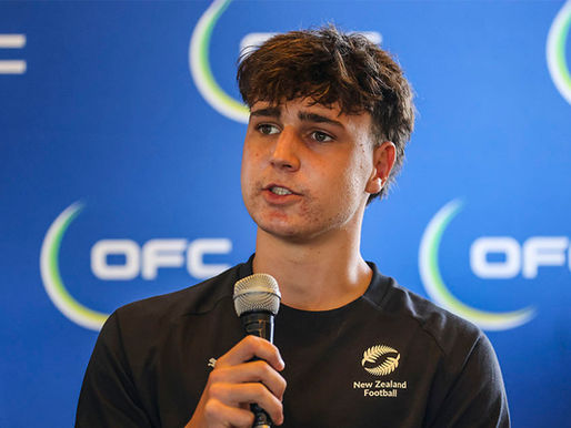 Wellington Phoenix sign 16-year-old talent