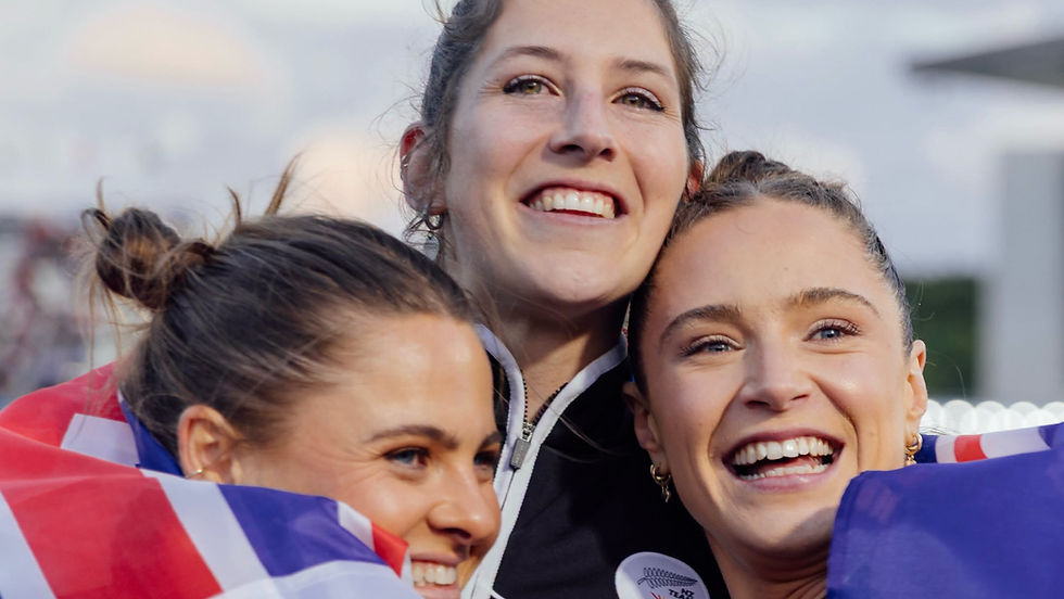 McCartney gold, Ayris bronze in Glasgow pole vault