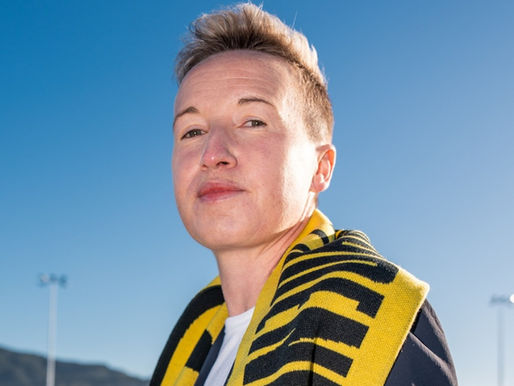 Phoenix Women hire controversial coach