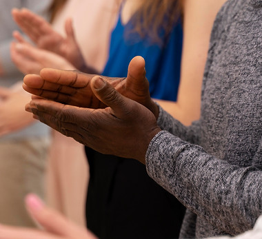 close-up-colleagues-applauding.jpg