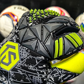Starship Edition Goalkeeper Gloves – Futuristic Match Pro | Size 7–10 - product image 8