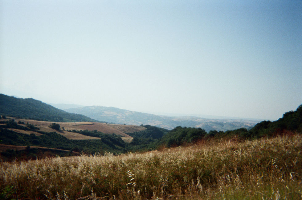 abruzzo fields 2.jpg