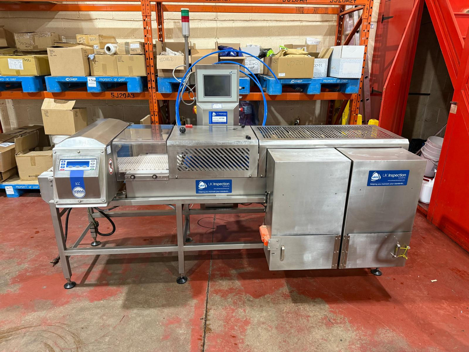 Combi Metal Detector / Checkweigher - Loma IQ3 metal detector - Cintex CS4000 CW