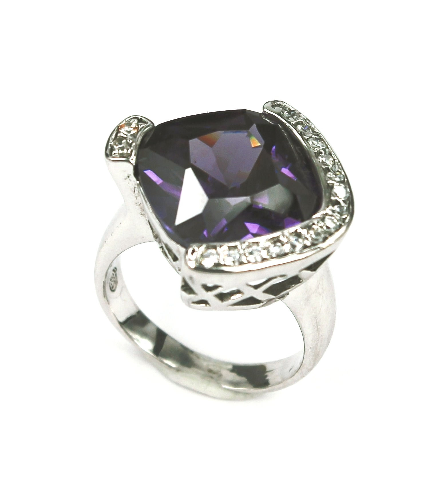 خاتم من الفضة الإسترليني عيار 925 مرصع بحجر الجمشت والزركون، مطلي بالروديوم في الذهب الأبيض