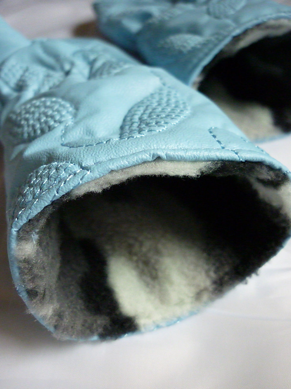 Варежки-не промокайки